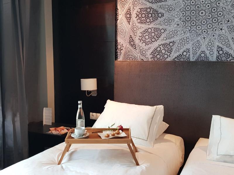 Ajiad Hotel คาซาบลังกา ภายนอก รูปภาพ