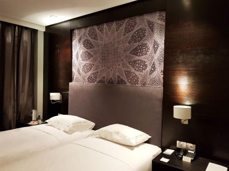 Ajiad Hotel คาซาบลังกา ภายนอก รูปภาพ